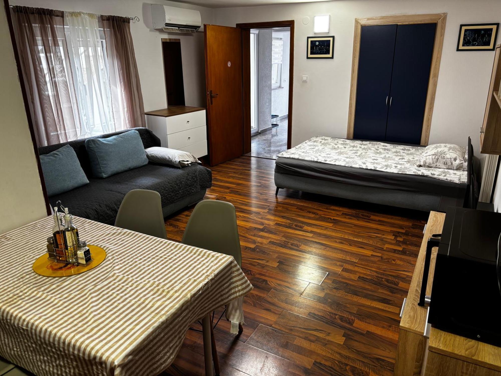 Apartmani Rozi Umag Exterior photo